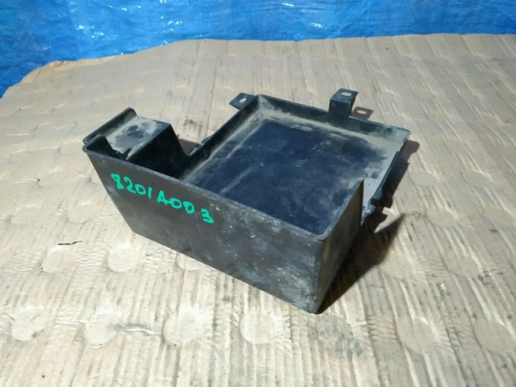 Б.у. площадка под аккумулятор MITSUBISHI ASX GA3W MITSUBISHI ASX GA3W