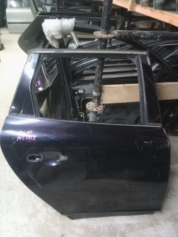 Дверь Volvo Xc60 32228965, задняя правая