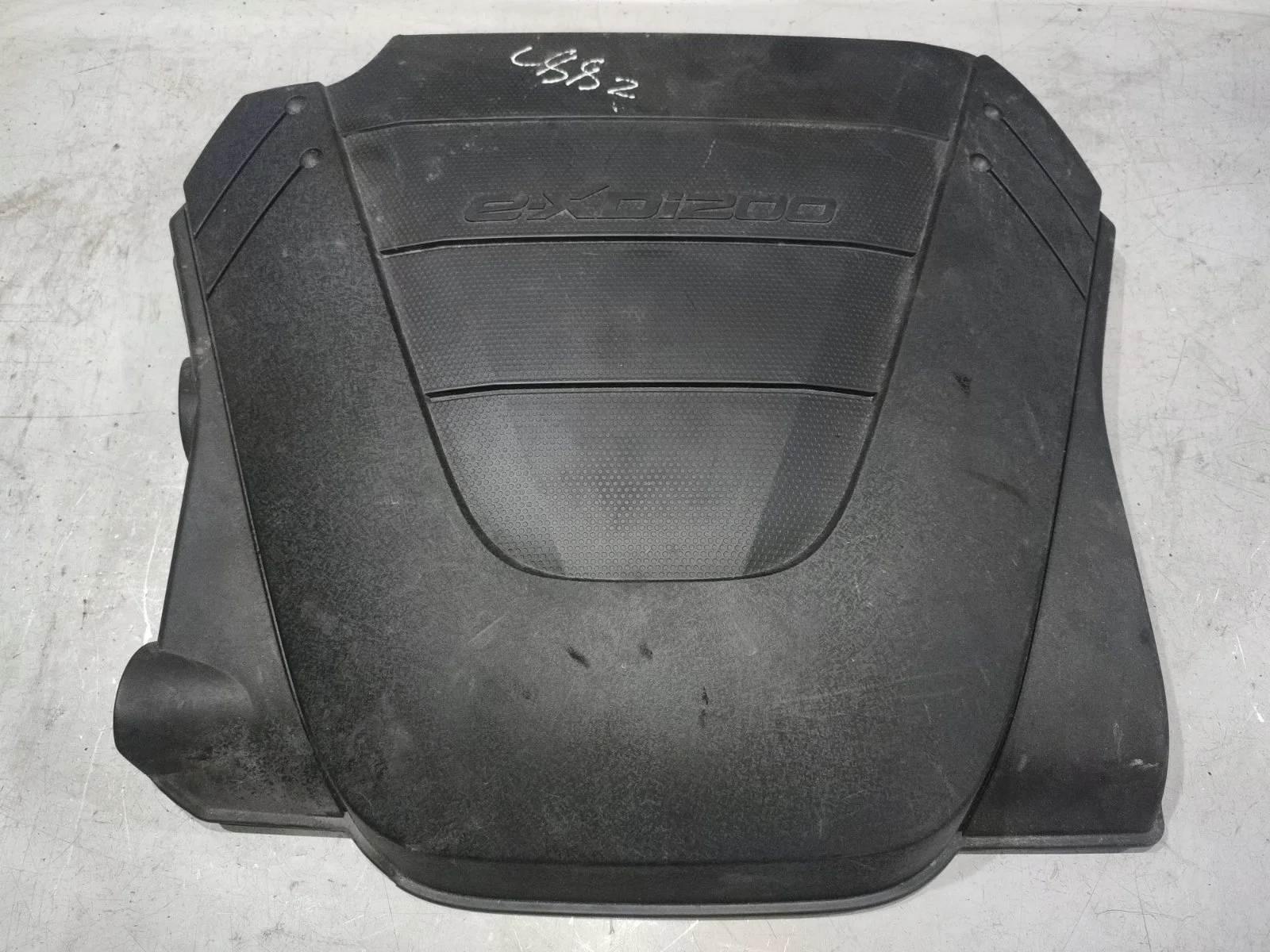 Крышка двигателя декоративная SsangYong Actyon 2013 C200