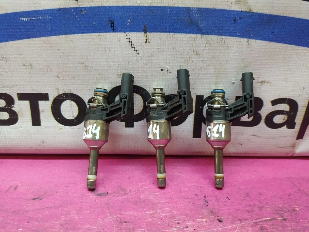 Форсунка Audi A1 A3 2009-2013 1,2 CBZB 03F906036B