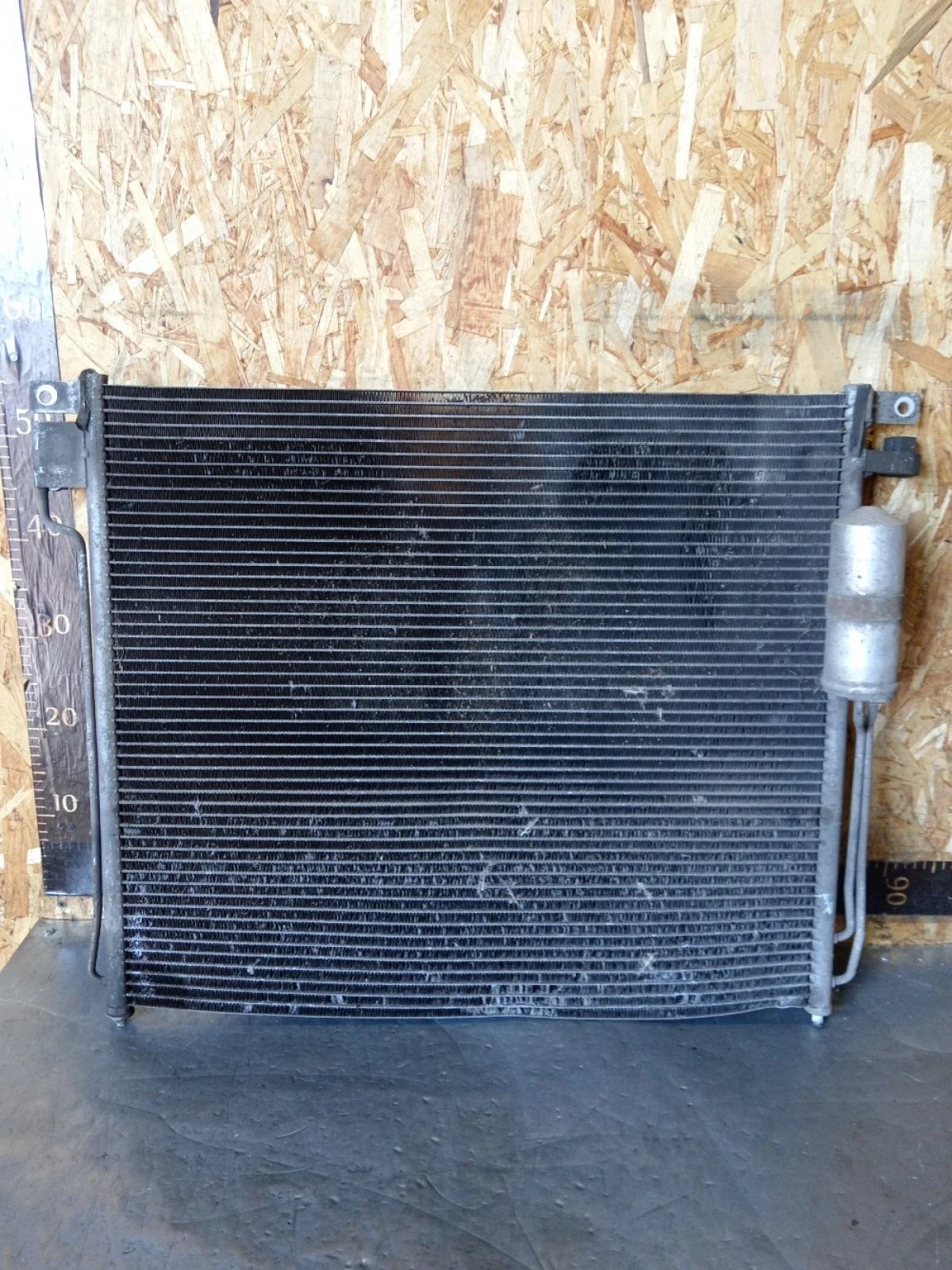 Радиатор кондиционера Nissan Pathfinder III рестайлинг (2010—2014) 2011 KAF - бежевый