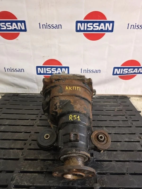 Редуктор моста Nissan Pathfinder 2006 C8301EB300 R51 YD25, задний