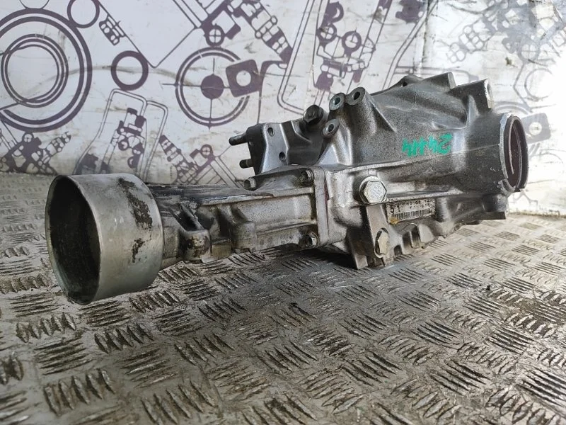 Раздатка Toyota Voxy 3610012061 ZRR7 3ZR