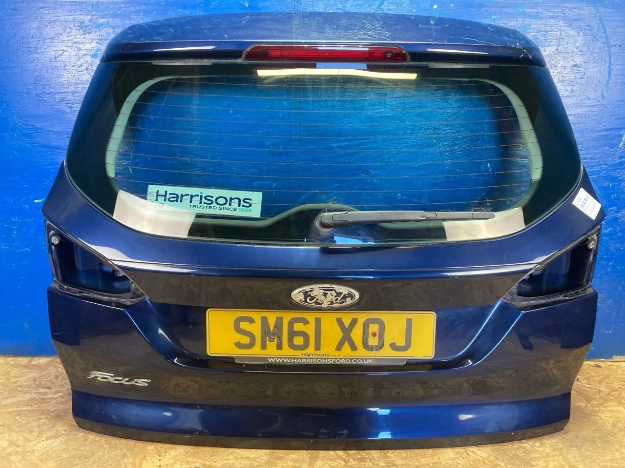 Крышка багажника Ford Focus 3 2011-2019 1834446 УНИВЕРСАЛ