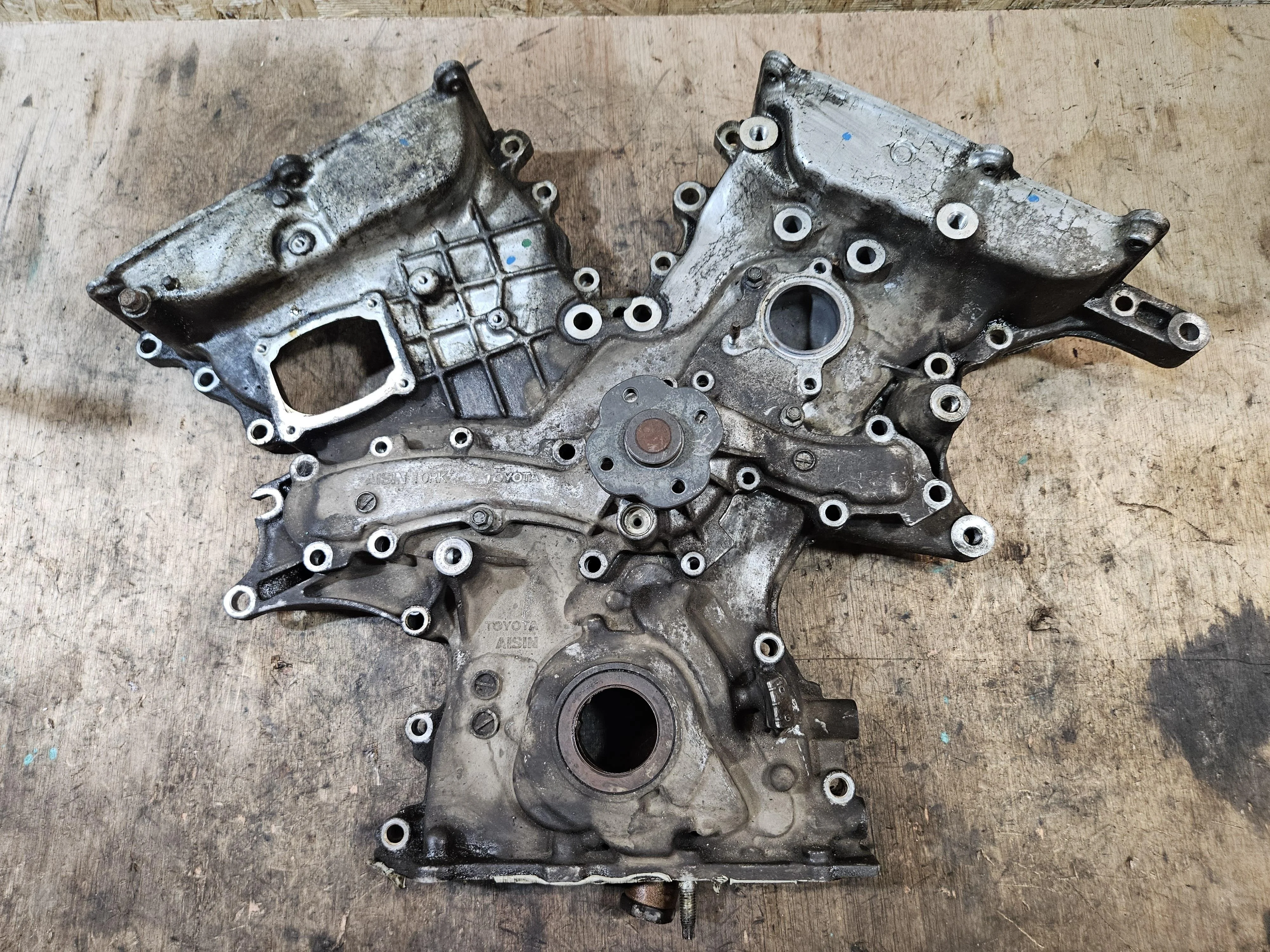 Передняя крышка Toyota 2GR-FE 3.5 Camry Rav 4 RX350