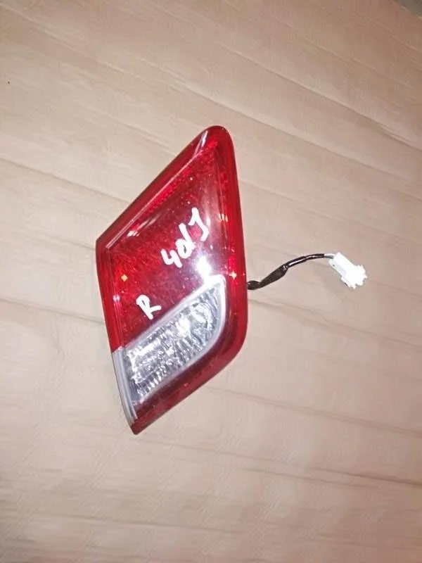 Б.у. фонарь внутренний TOYOTA CAMRY V40 ACV40 TOYOTA CAMRY V40 ACV40