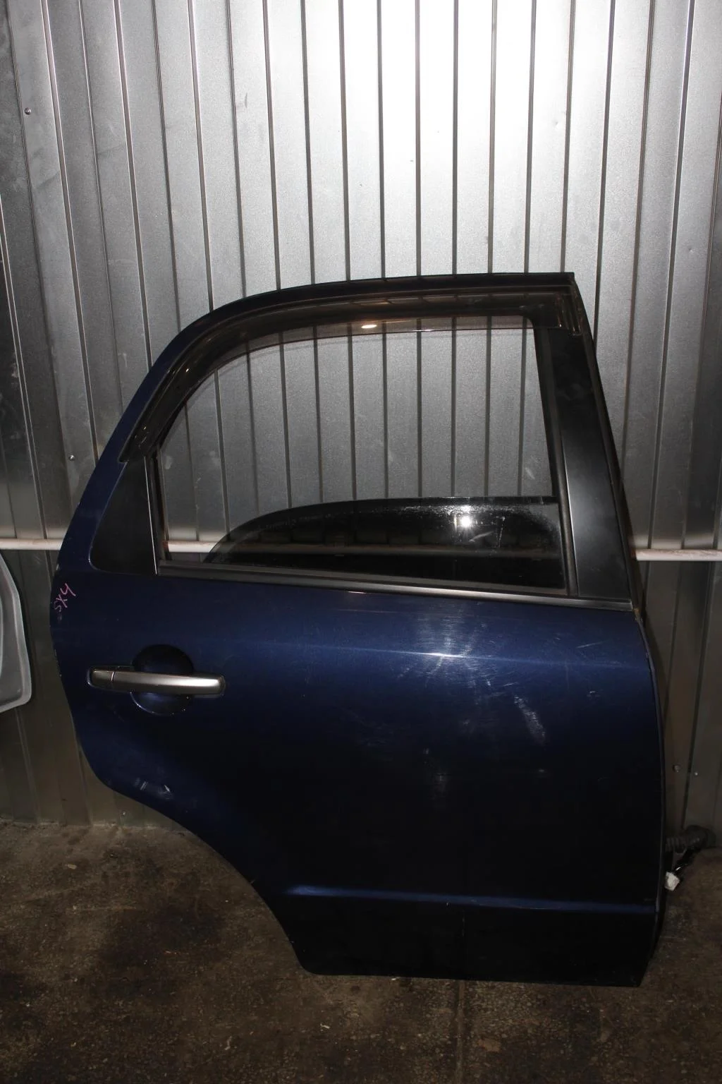 Б.у. дверь SUZUKI SX4 YA11S SUZUKI SX4 YA11S