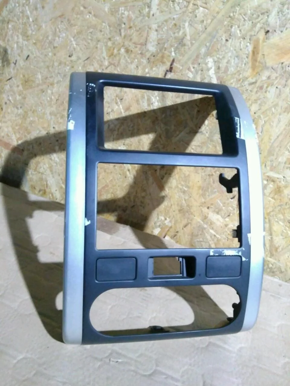 Б.у. рамка монитора (магнитолы) NISSAN X-TRAIL T31 NISSAN X-TRAIL T31