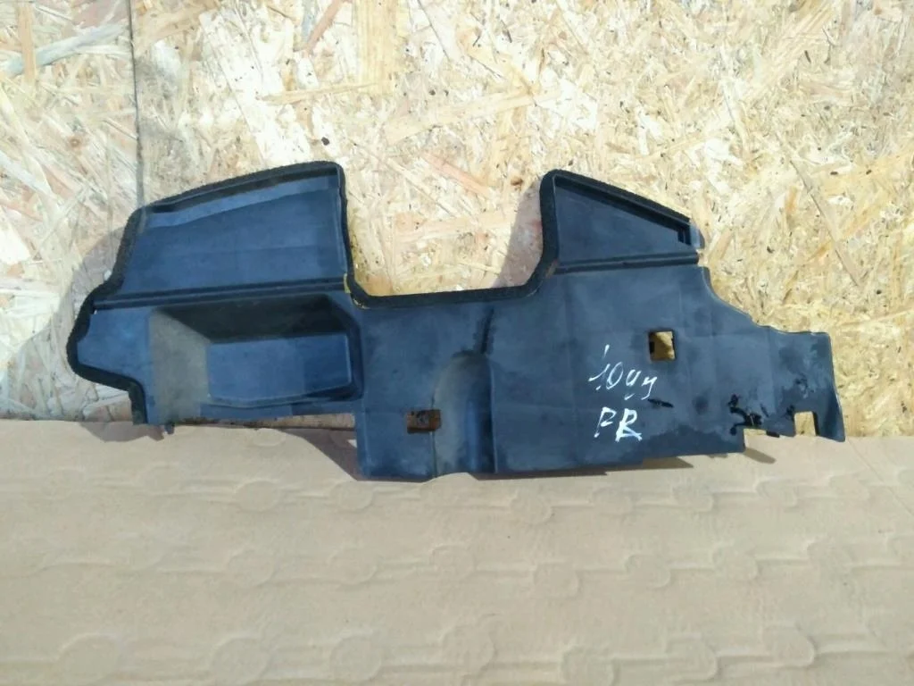 Б.у. дефлектор радиатора TOYOTA CAMRY V40 ACV40 TOYOTA CAMRY V40 ACV40