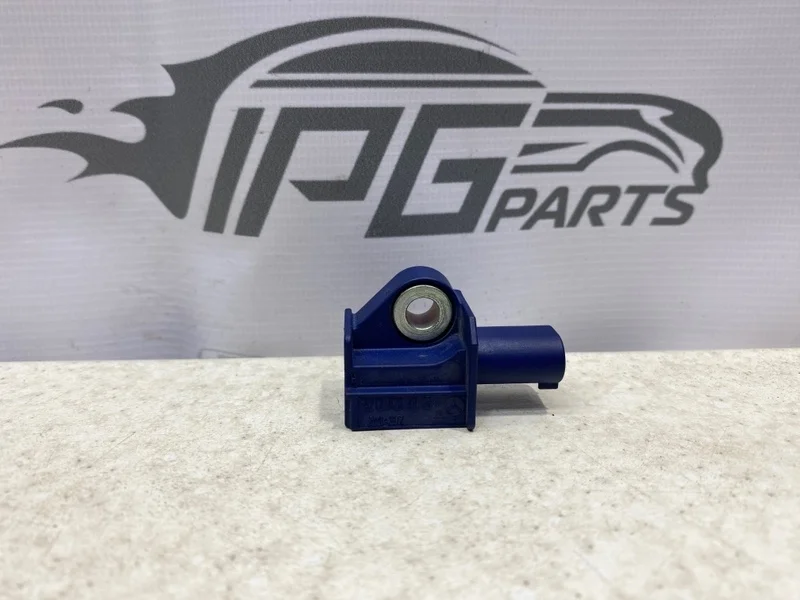 Датчик удара Mercedes-benz W212