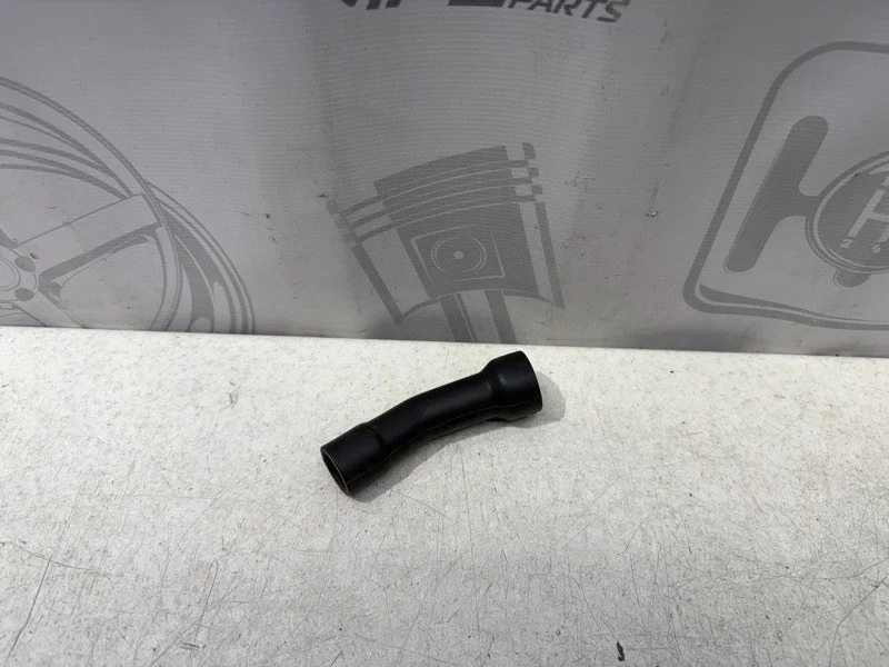 Патрубок ож Mercedes-benz W212