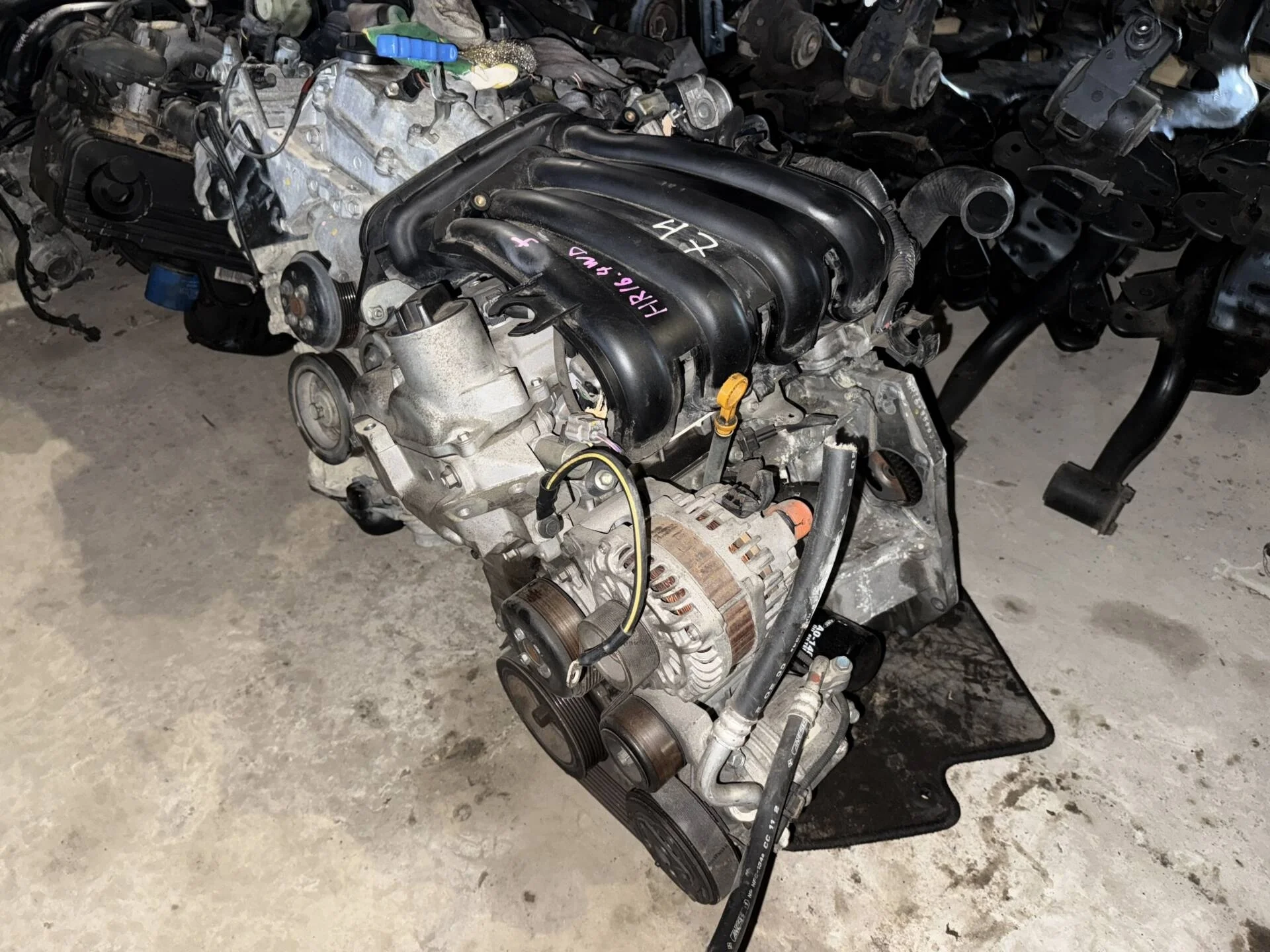 Двигатель Nissan Note E11 HR16DE