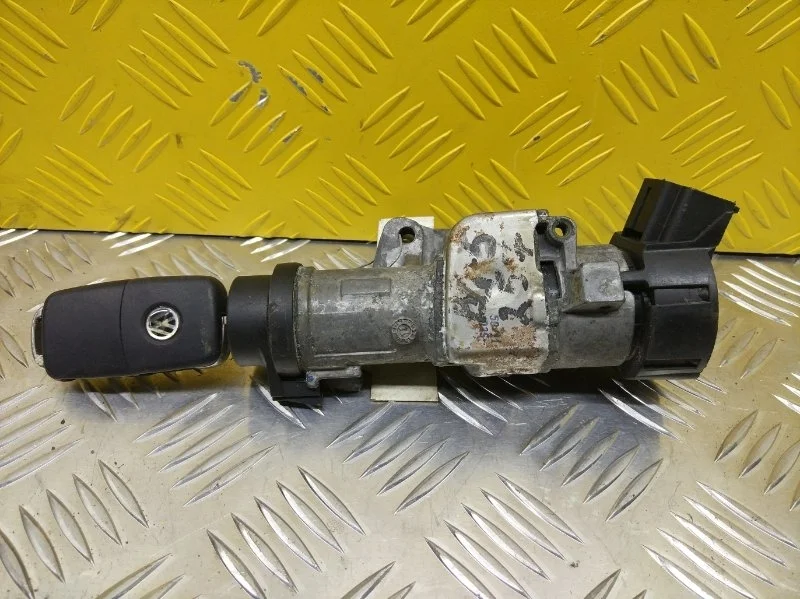 Замок зажигания Volkswagen Amarok (2010-2016) 2010 6R0905851B ПИКАП 2.0 D