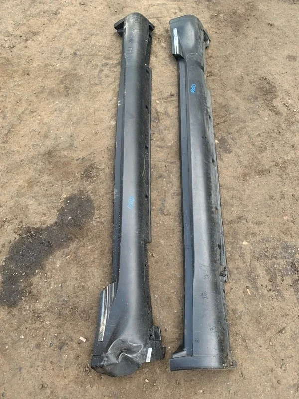 Накладка на порог наружная (комплект) Infiniti Fx 30D ( 2002-2013) 2011 768501CJ0A 3.0 D V9X