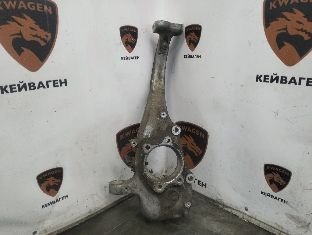 Кулак поворотный Audi A4 2009 B8