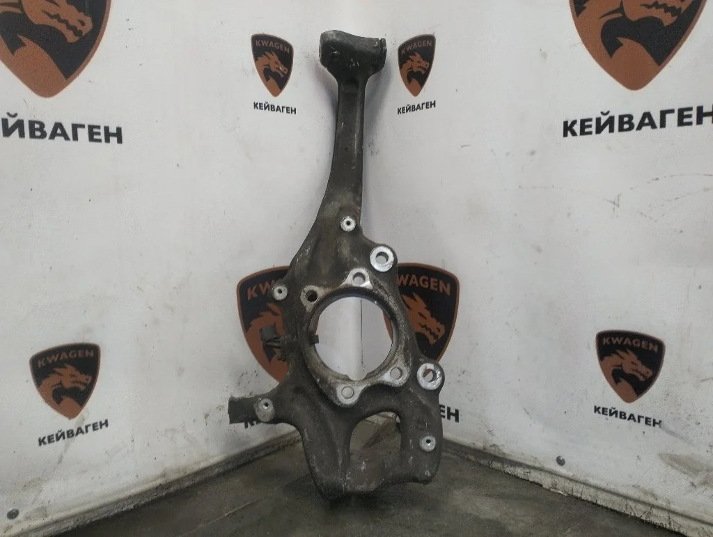 Кулак поворотный Audi A4 2012 B8