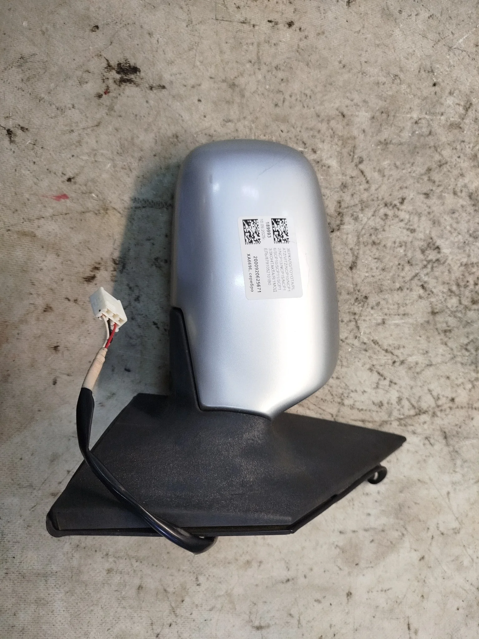 ЗЕРКАЛО TOYOTA PLATZ VITZ NCP10 NCP12 NCP13 NCP15 NCP16 SCP10 SCP11 SCP13 3 КОНТАКТА ПРАВОЕ 1 МОДЕЛЬ 8791052101B0 серебро XA6696