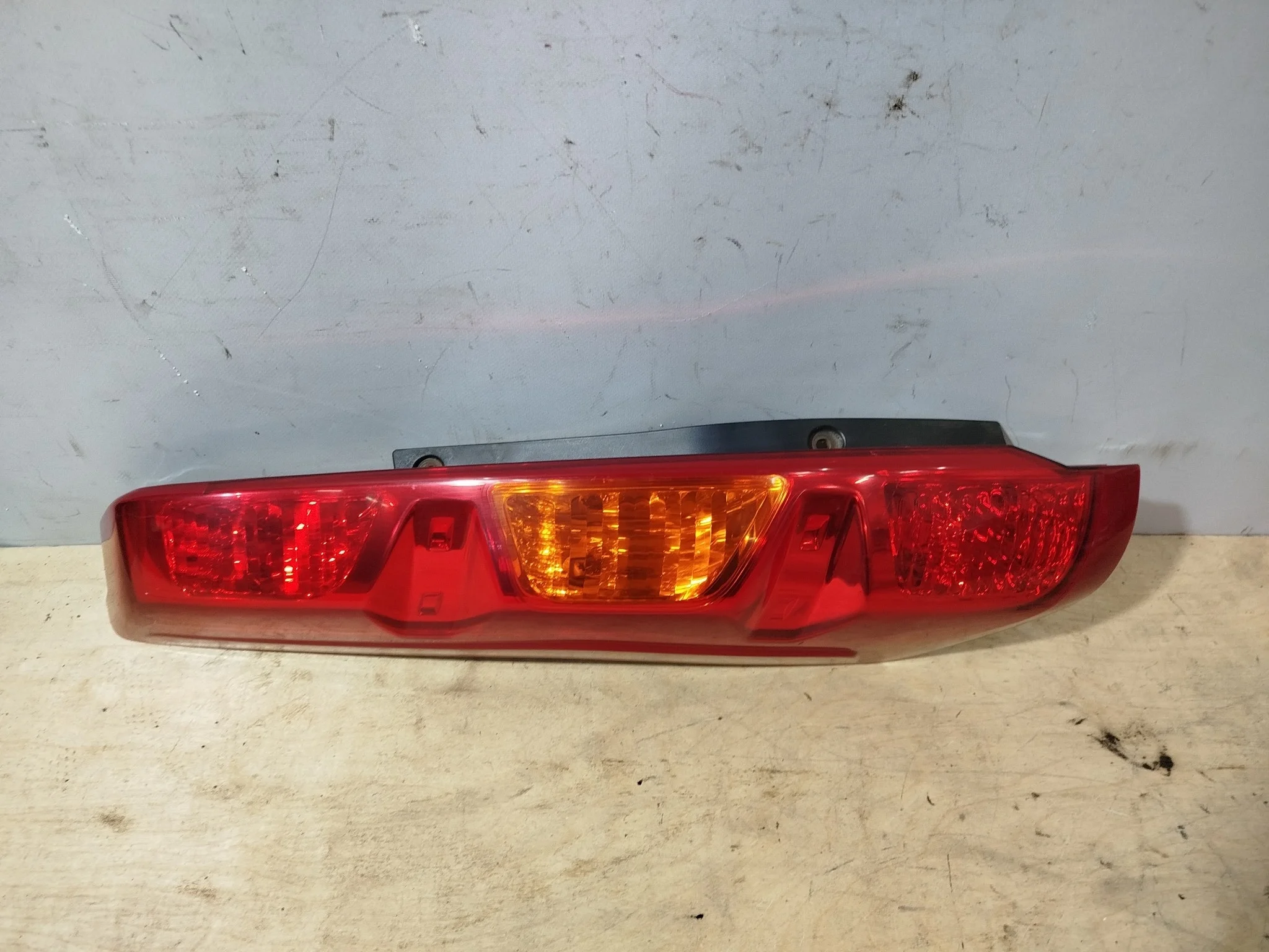 ФОНАРЬ NISSAN X-TRAIL DNT31 NT31 T31 TNT31 22063929 1 МОДЕЛЬ ЛЕВЫЙ 26555JG00A XE306