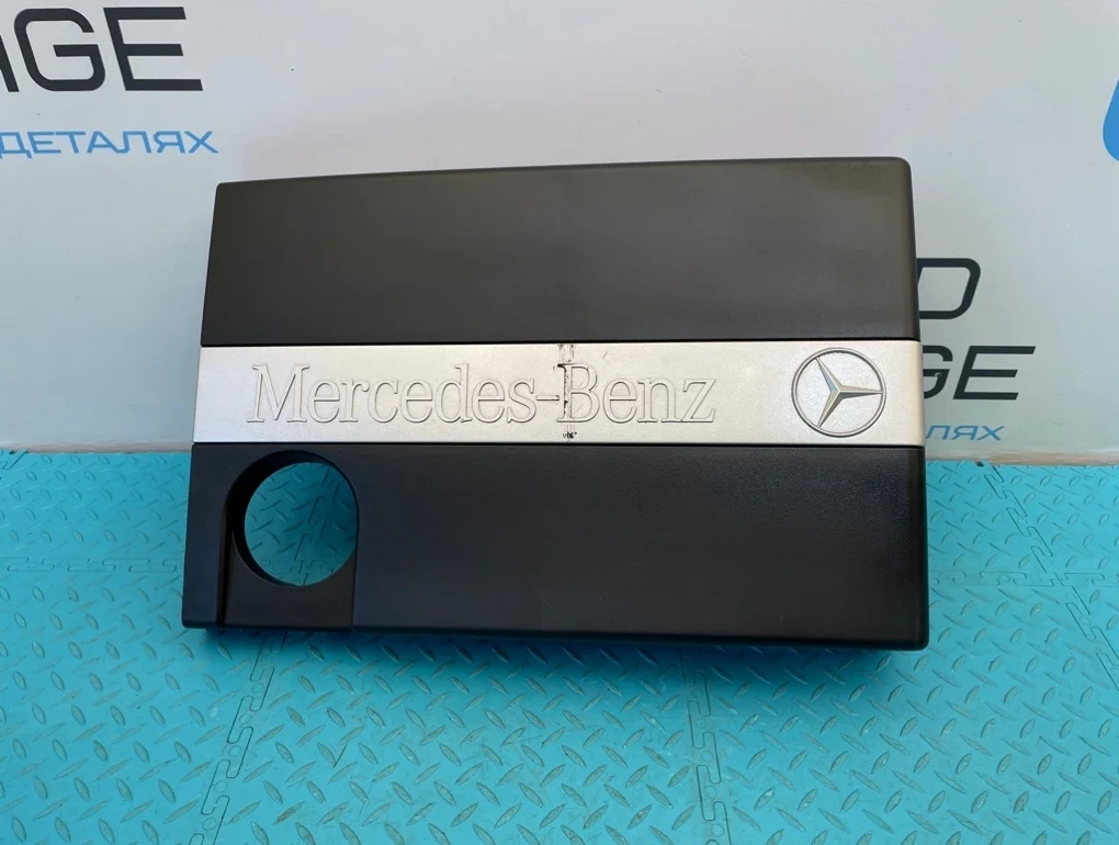 Крышка двигателя Mercedes-Benz C-Class 2005 A2710101067 W203 271.948 1.8
