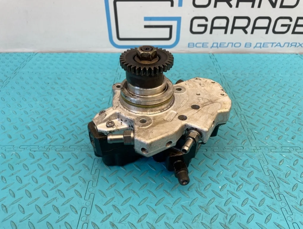 Насос топливный Mercedes-Benz Ml-Class 2012 A6420701201 W166 642.826 3.0