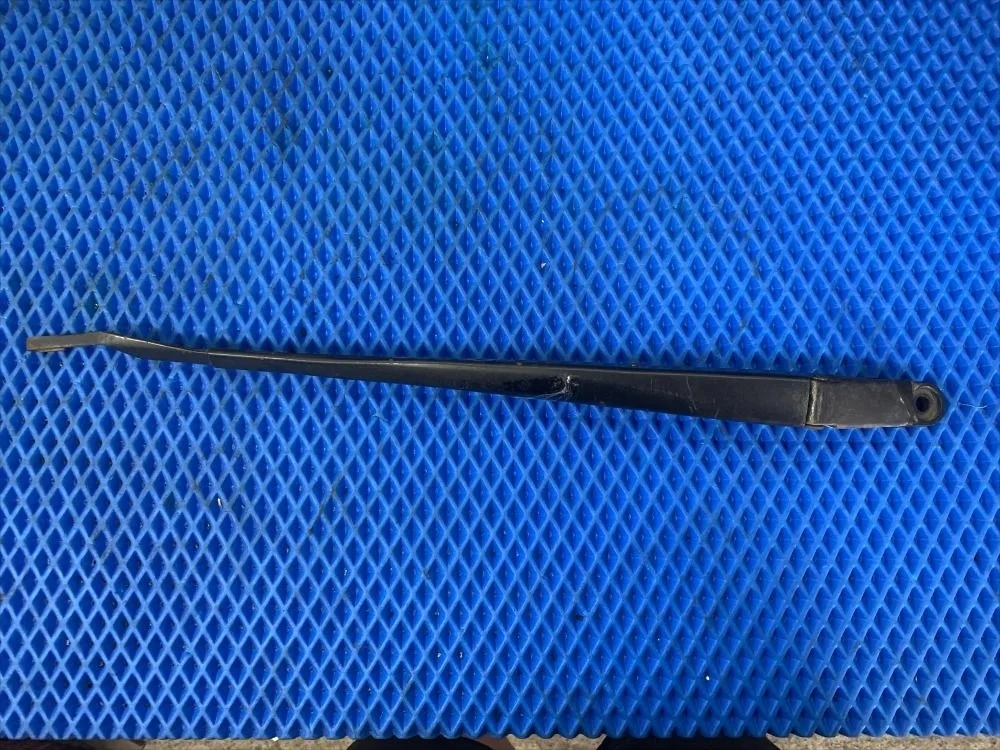 Поводок стеклоочистителя Toyota Corolla X (2006—2010) Toyota Corolla X (2006—2010) E150 85221-12460