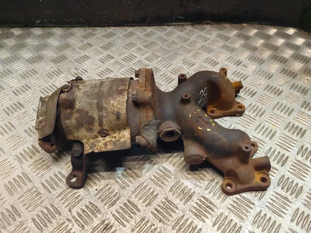 Коллектор выпускной пустой Nissan Primera P12