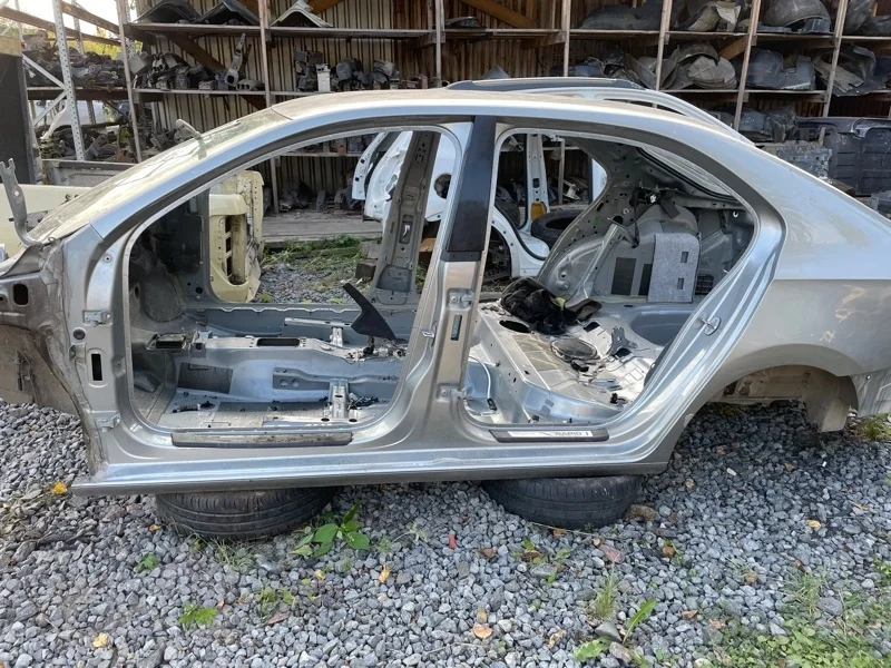 Порог со стойкой Skoda Rapid 2021 60U809605 1.6 CWVB MT, левый