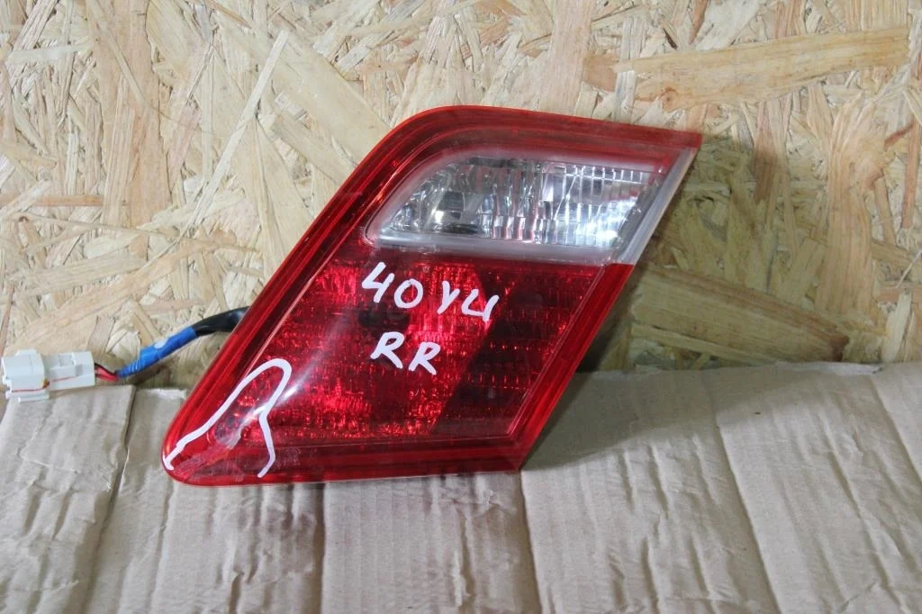 Б.у. фонарь внутренний TOYOTA CAMRY V40 ACV40 TOYOTA CAMRY V40 ACV40