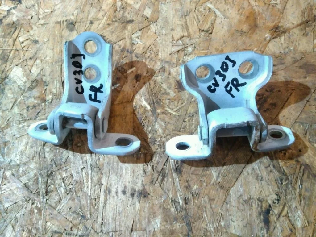 Б.у. петля двери TOYOTA CAMRY V30 ACV30 TOYOTA CAMRY V30 ACV30