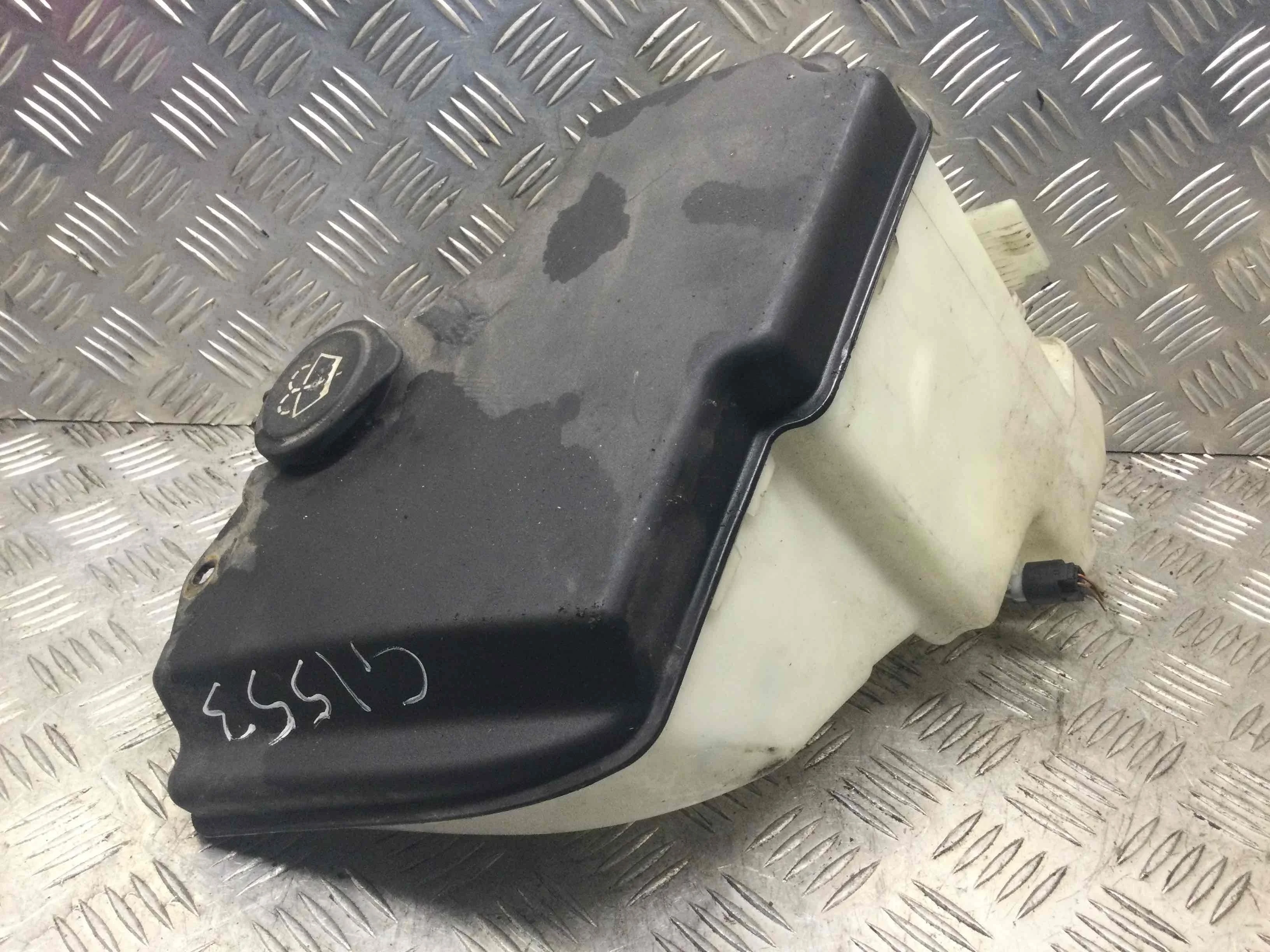 Бачок омывателя BMW 3-Series 3-Series E46 1998 - 2006 бензин 1.8 i Механика Х/б