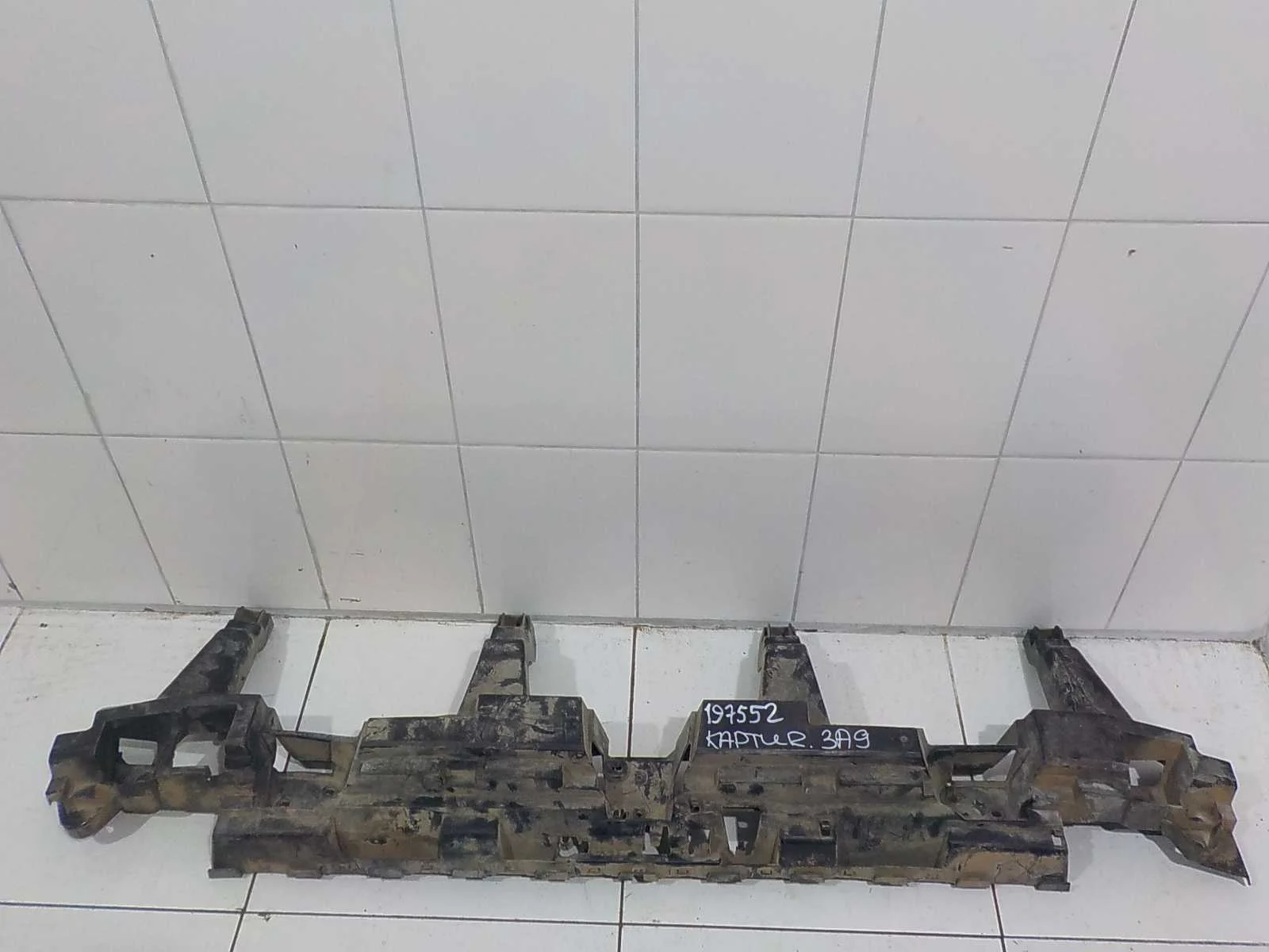 усилитель бампера RENAULT KAPTUR