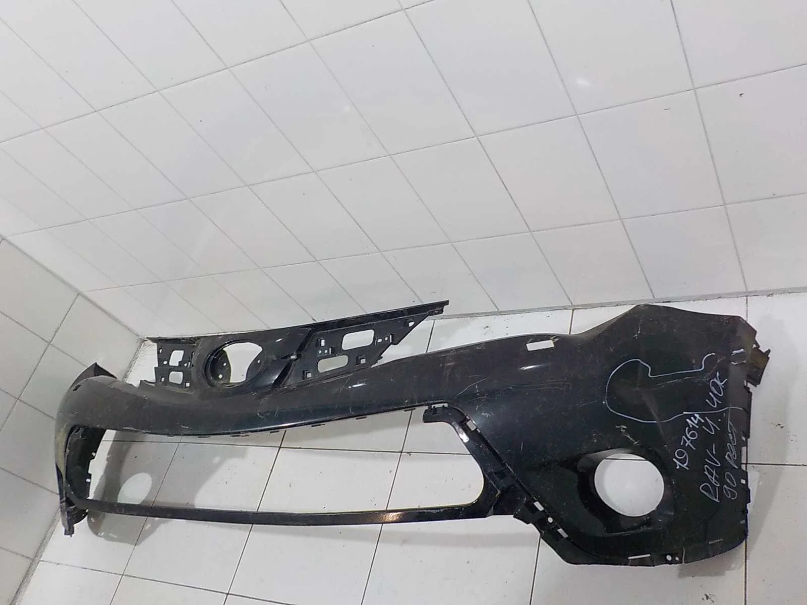 бампер TOYOTA RAV4