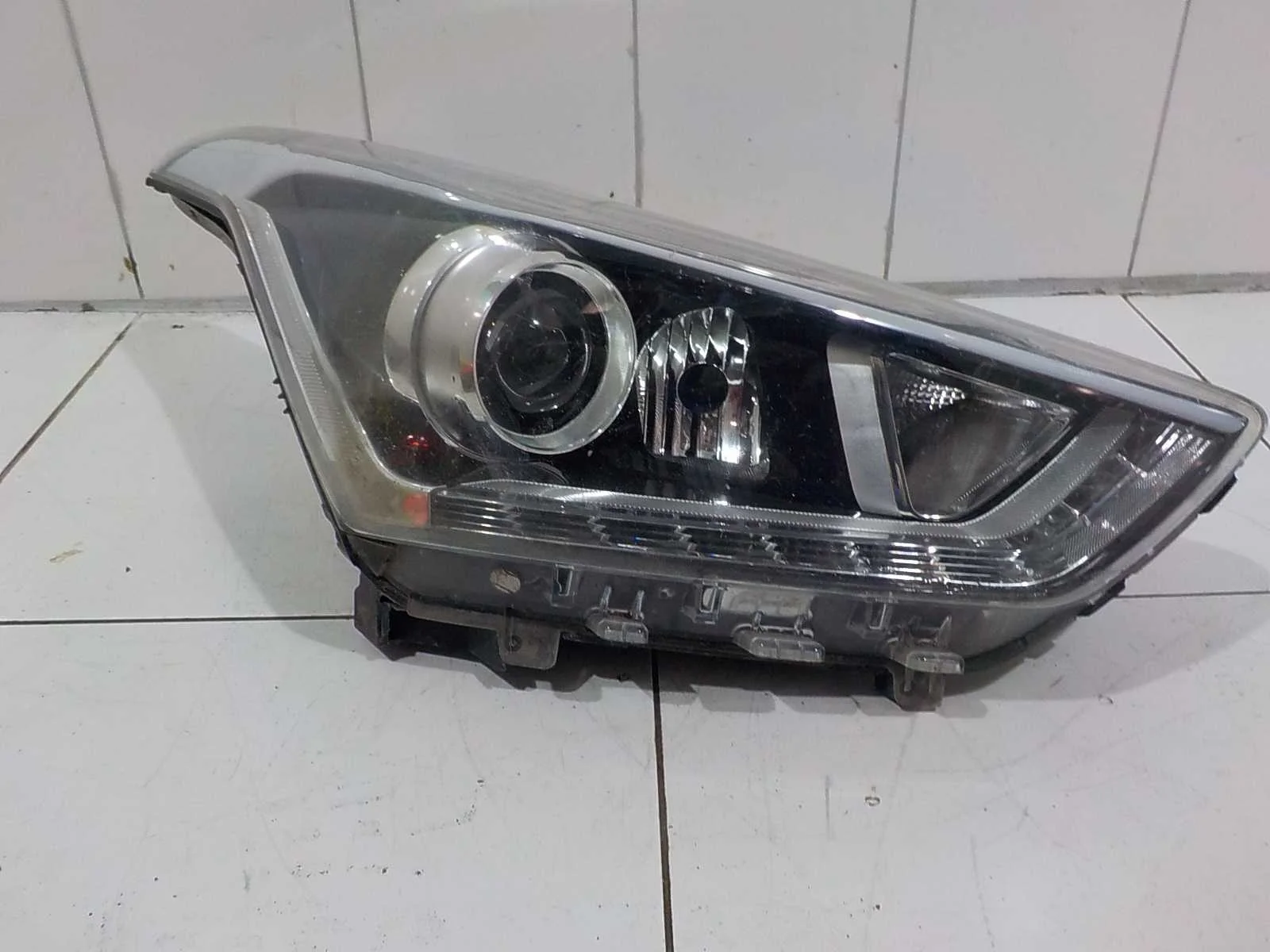фара HYUNDAI CRETA