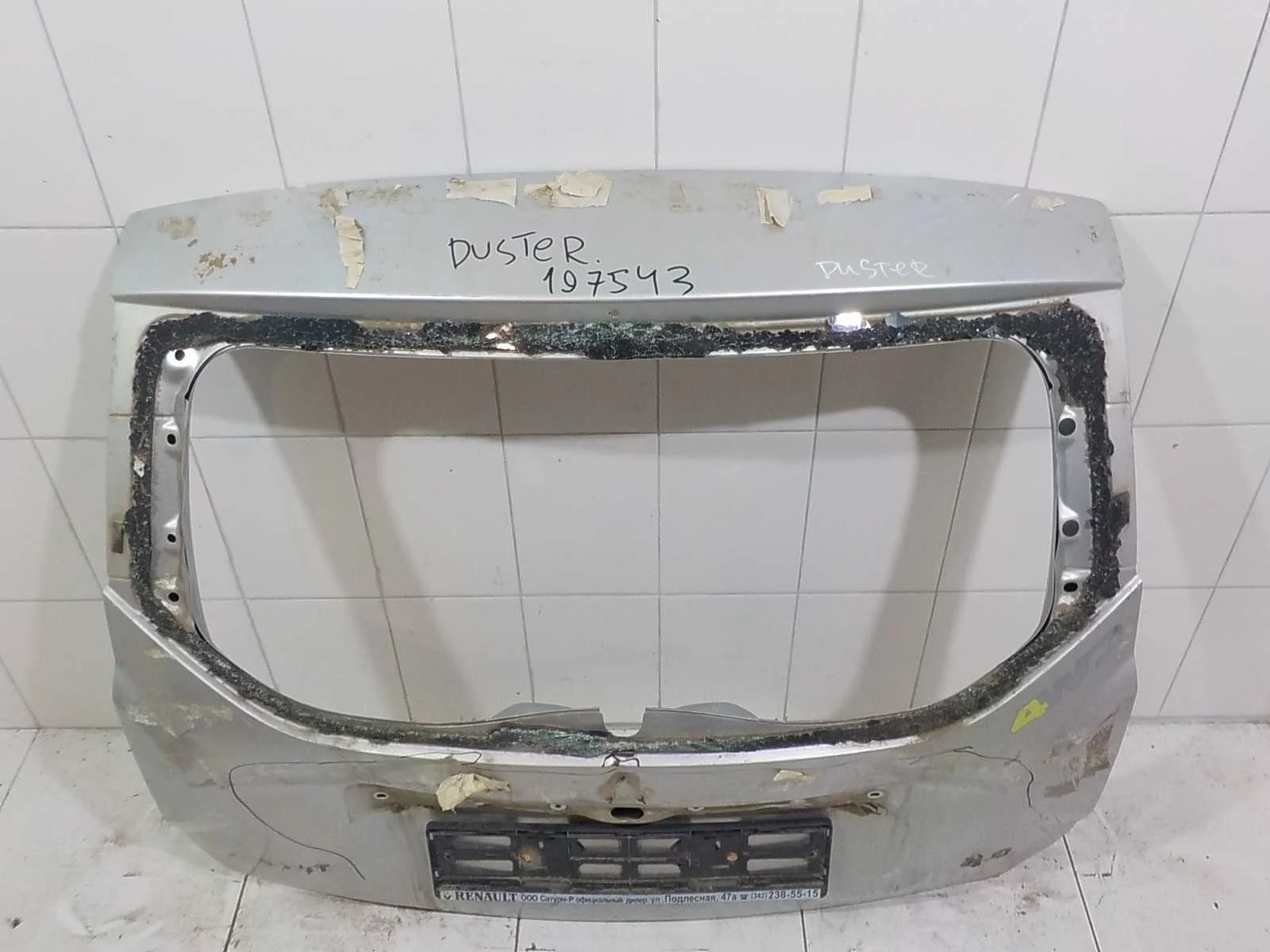 крышка багажника RENAULT duster