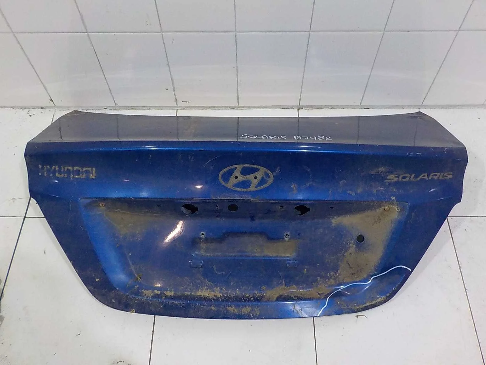 крышка багажника HYUNDAI SOLARIS
