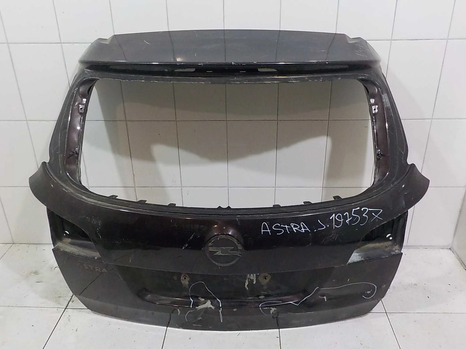 крышка багажника OPEL astra