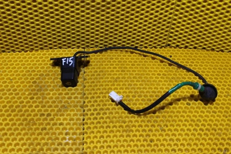 Камера заднего вида Nissan Juke 2010—2014 284421KA0B