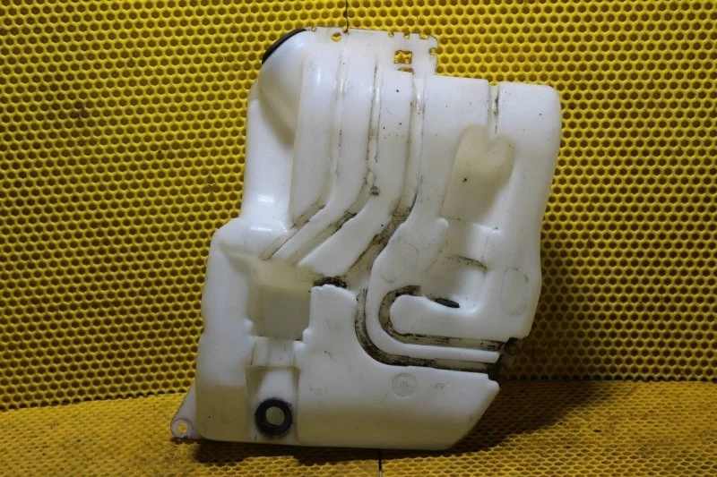 Бачок омывателя Nissan Qashqai 2010—2013 28910JD000