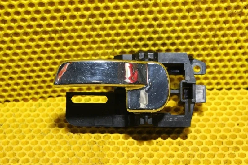 Ручка двери внутренняя Nissan Qashqai 2010—2013 80671JD00E, задняя левая
