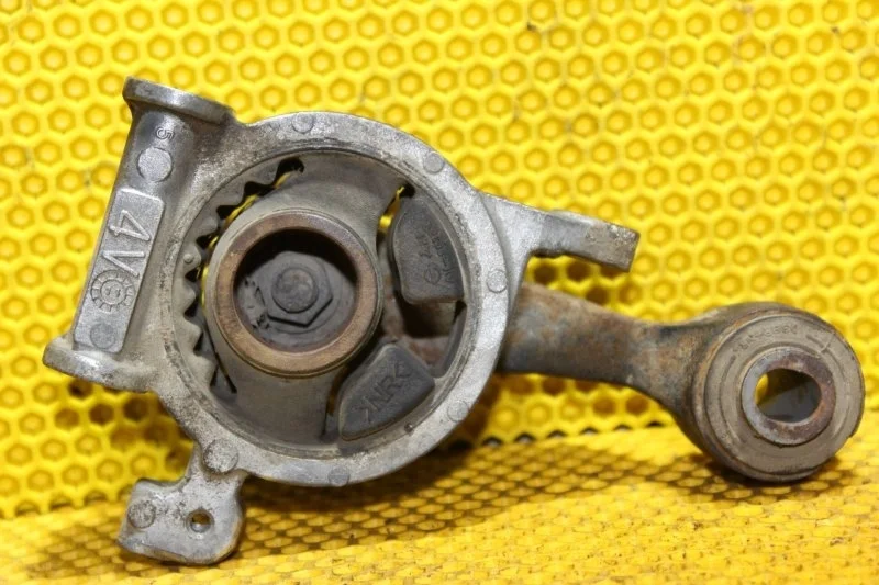 Подушка двигателя Nissan Teana 2008—2011 11360JP00B J32