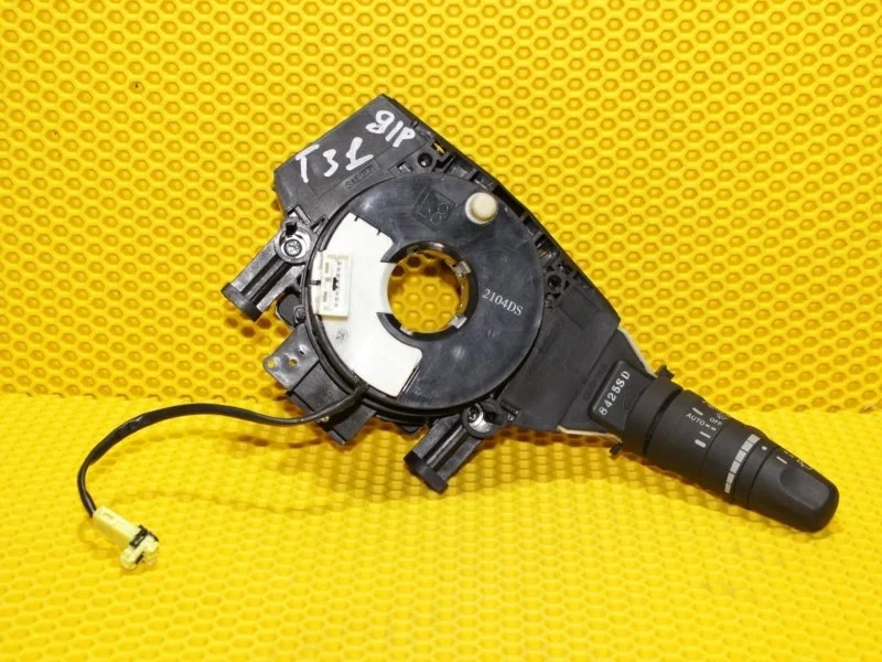 Шлейф подрулевой Nissan Xtrail 2000—2007 47945JD000