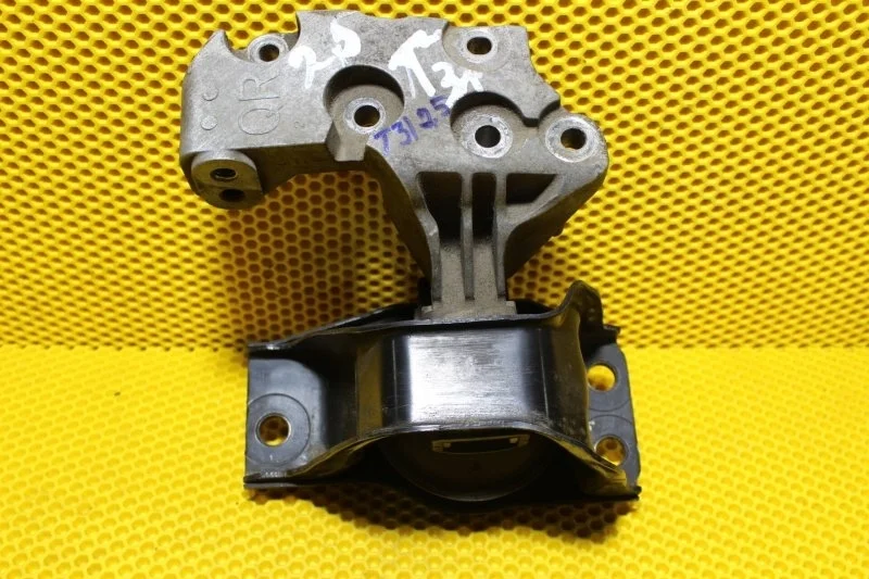 Подушка двигателя Nissan Xtrail 2000—2007 11210ET80A, правая