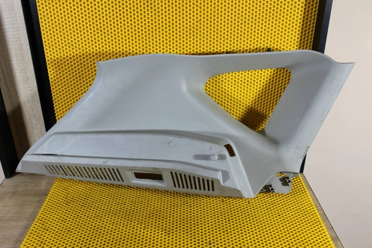 Обшивка стойки задней верхняя Nissan Qashqai 76935JD000