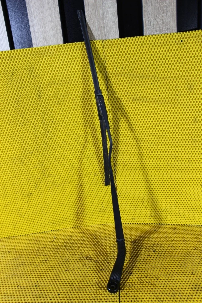 Поводок дворников Nissan Qashqai 28886JD900, передний