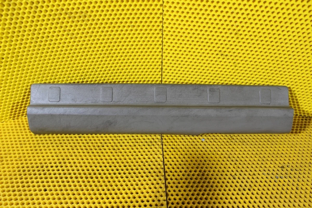 Накладка порога внутренняя Nissan Xtrail 769518H300 T30