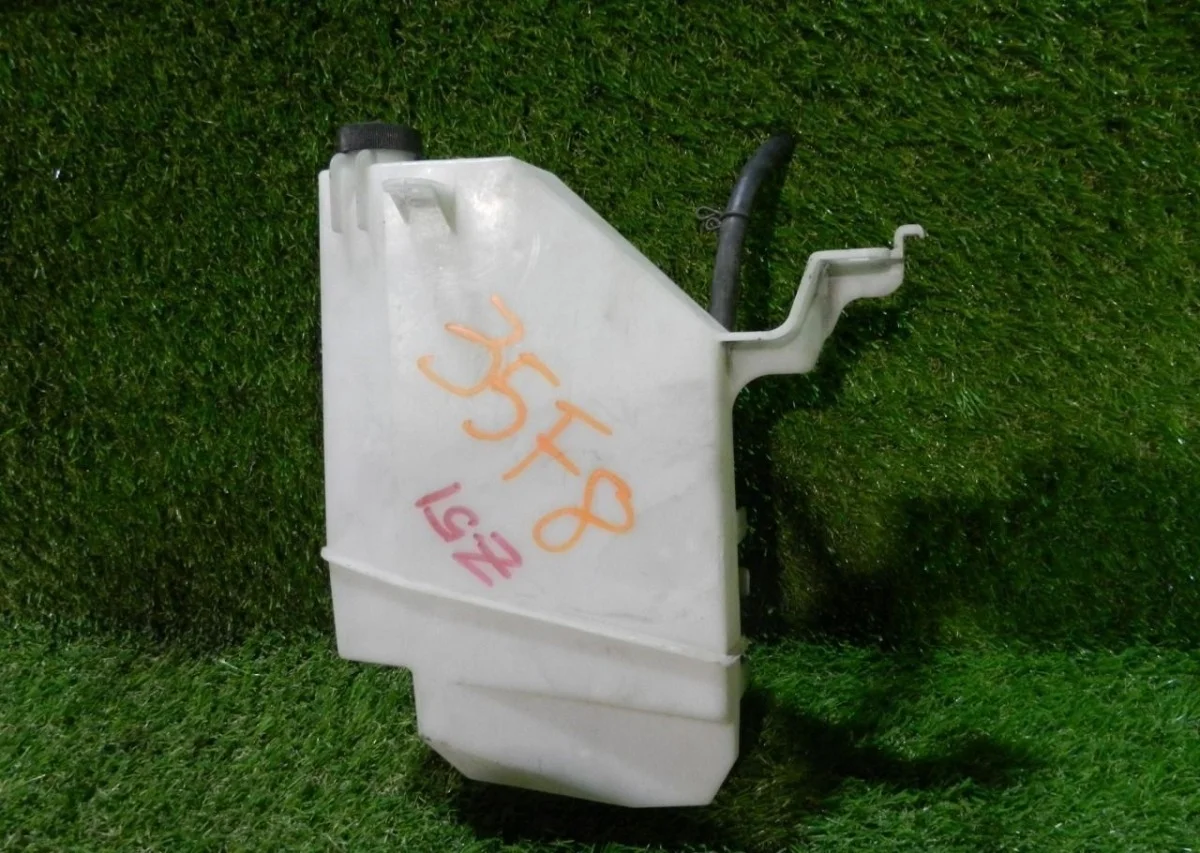 Расширительный бачок Nissan Murano 2010 21710JP10A VQ35DE