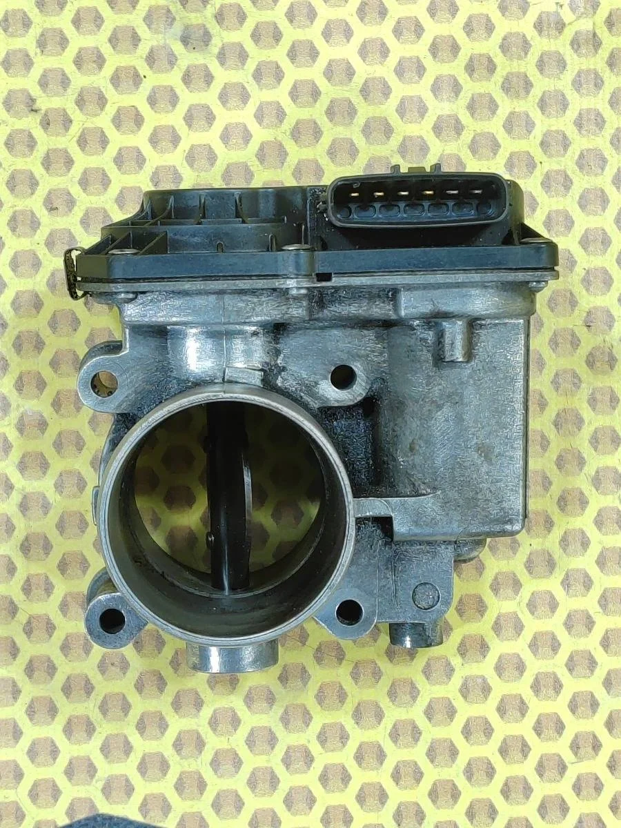 Дроссельная заслонка Nissan Pathfinder 2007 16119EC00A R51 YD25DDT