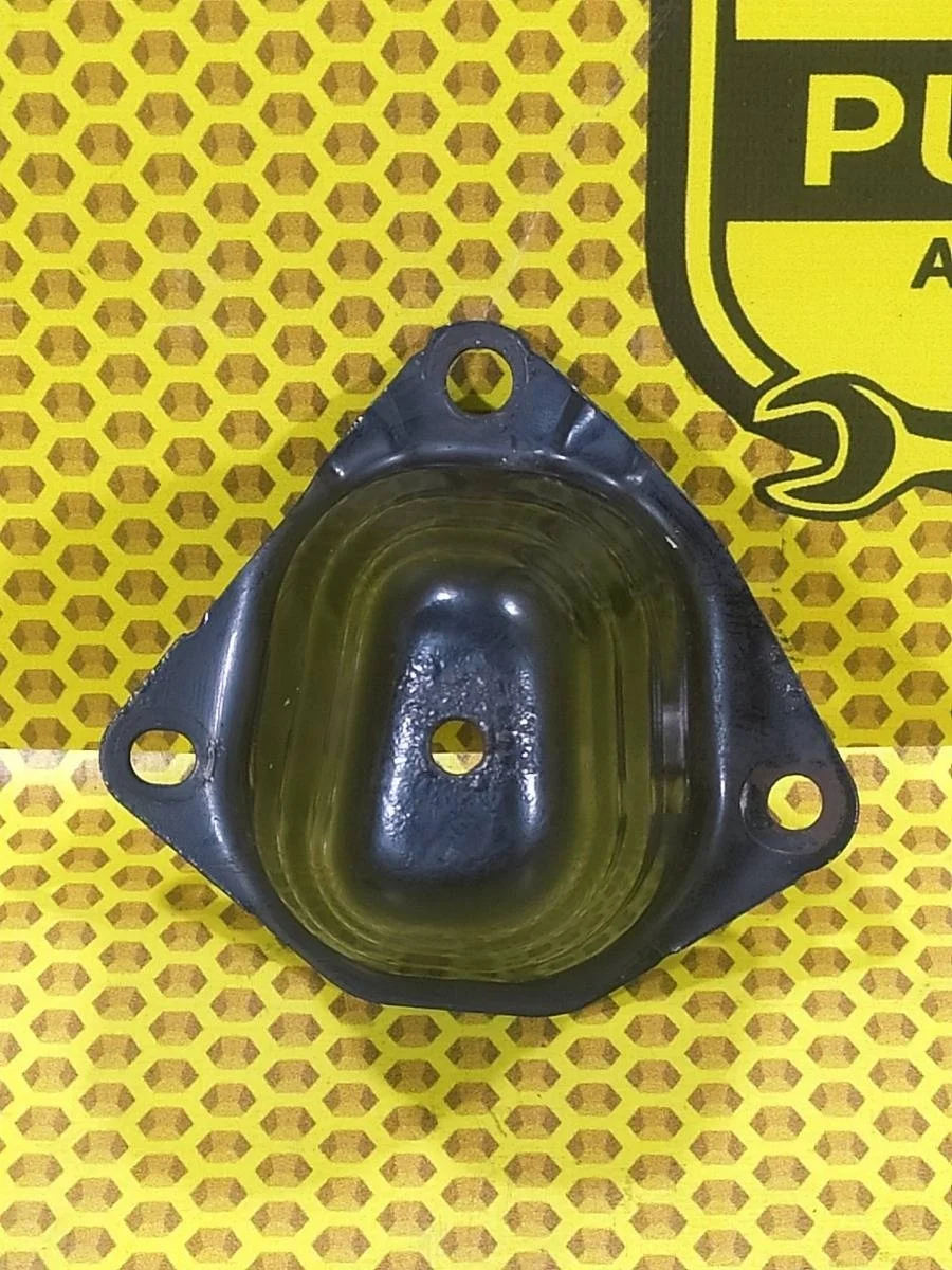 Кронштейн усилителя бампера Nissan Qashqai 2007 85213JD00A J10 HR16DE, задний левый