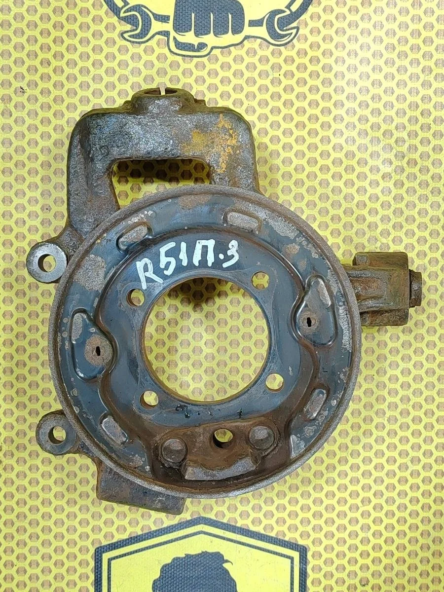 Кулак поворотный Nissan Pathfinder 2007 43018EB300 R51 YD25DDT, задний правый