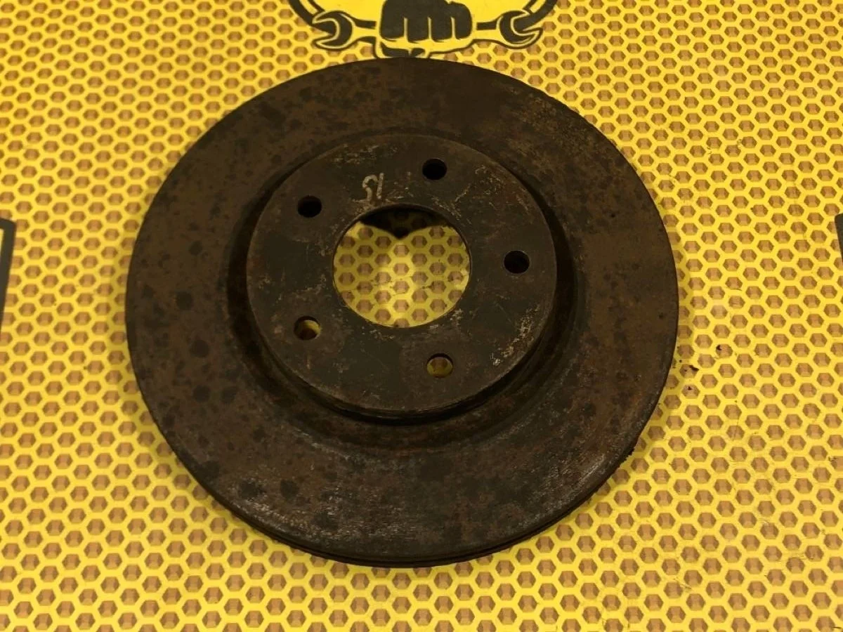 Диск тормозной Nissan Juke 2013 402061KA3A F15, передний